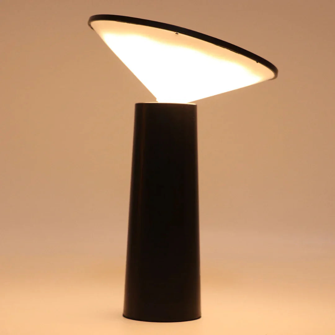 Dimmbare Tischlampe für modernes Wohnen 6