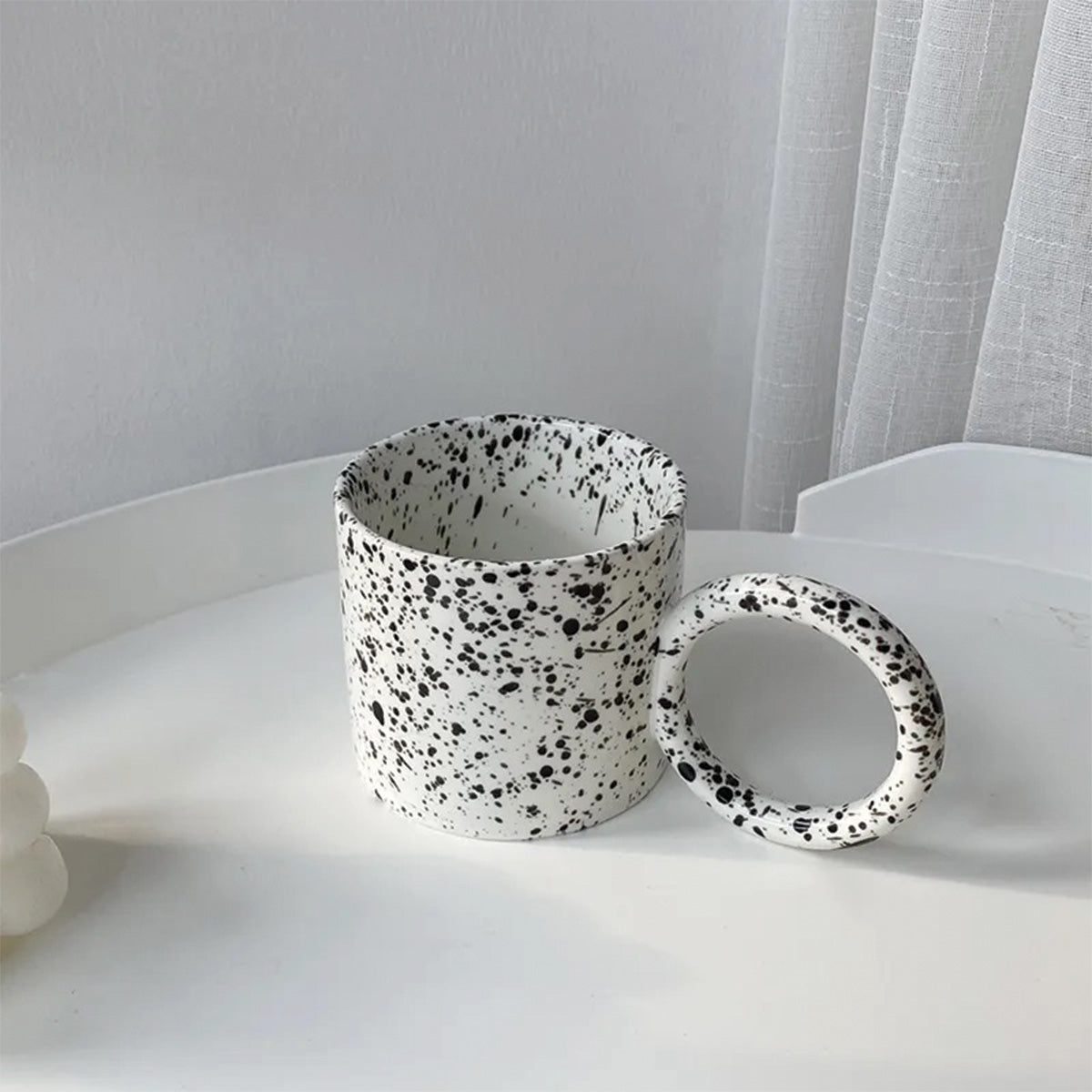 Elegante Kaffeetasse mit Großem Henkel 3