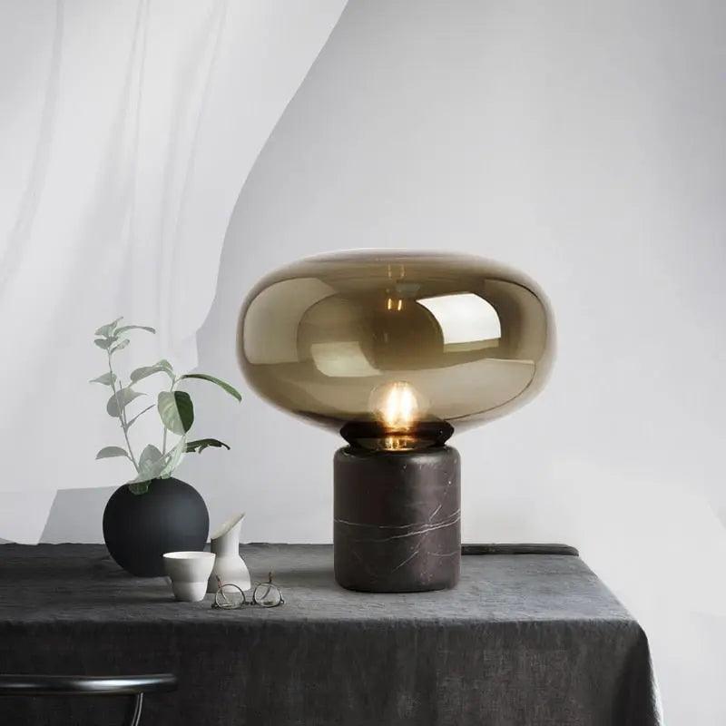 Elegante Tischlampe aus Keramik und Glas 5