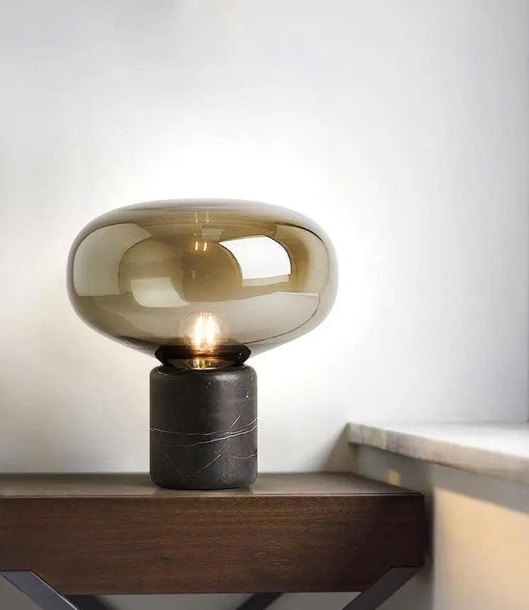 Elegante Tischlampe aus Keramik und Glas 7
