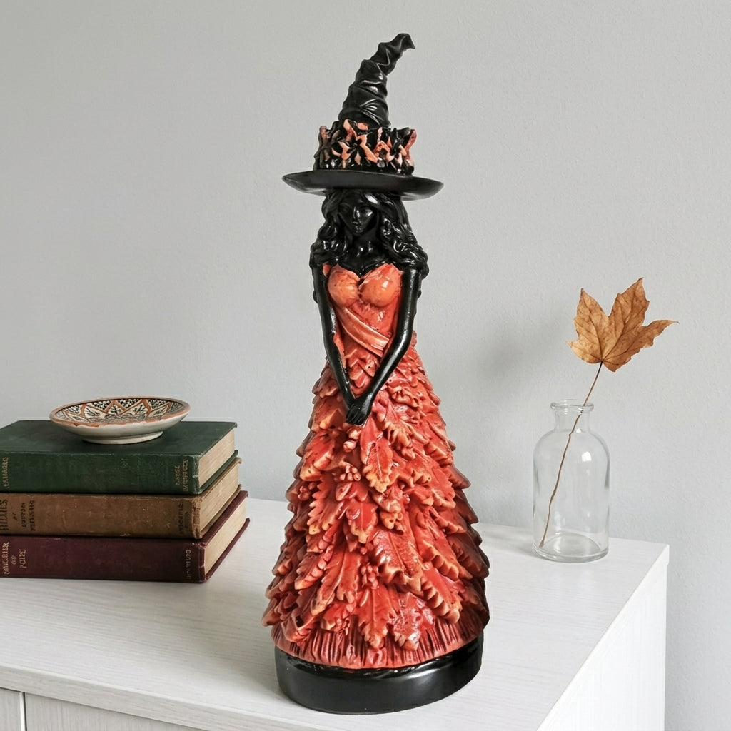Gotische Hexenfigur mit Herbstdetails - Harz 25cm