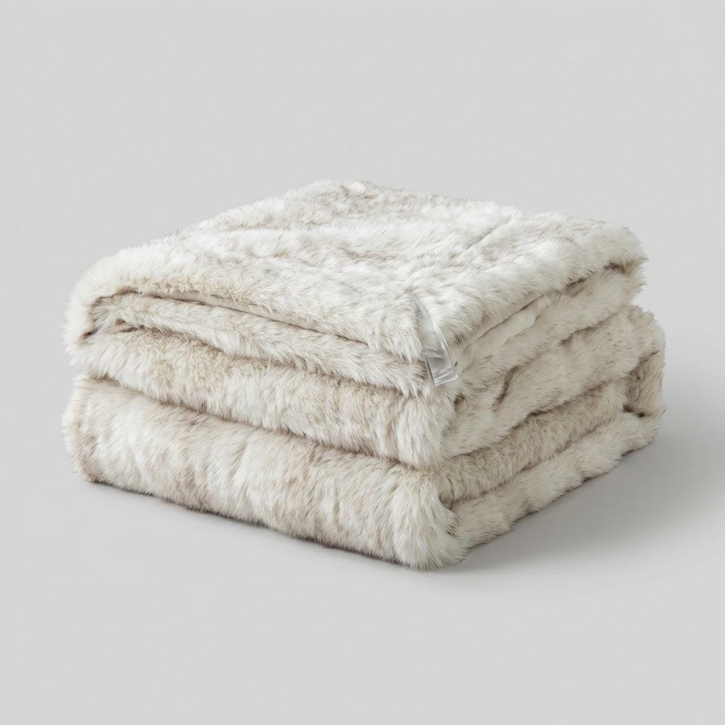Weiche Kunstfell-Kuscheldecke - Gemütliche Winterwärme
