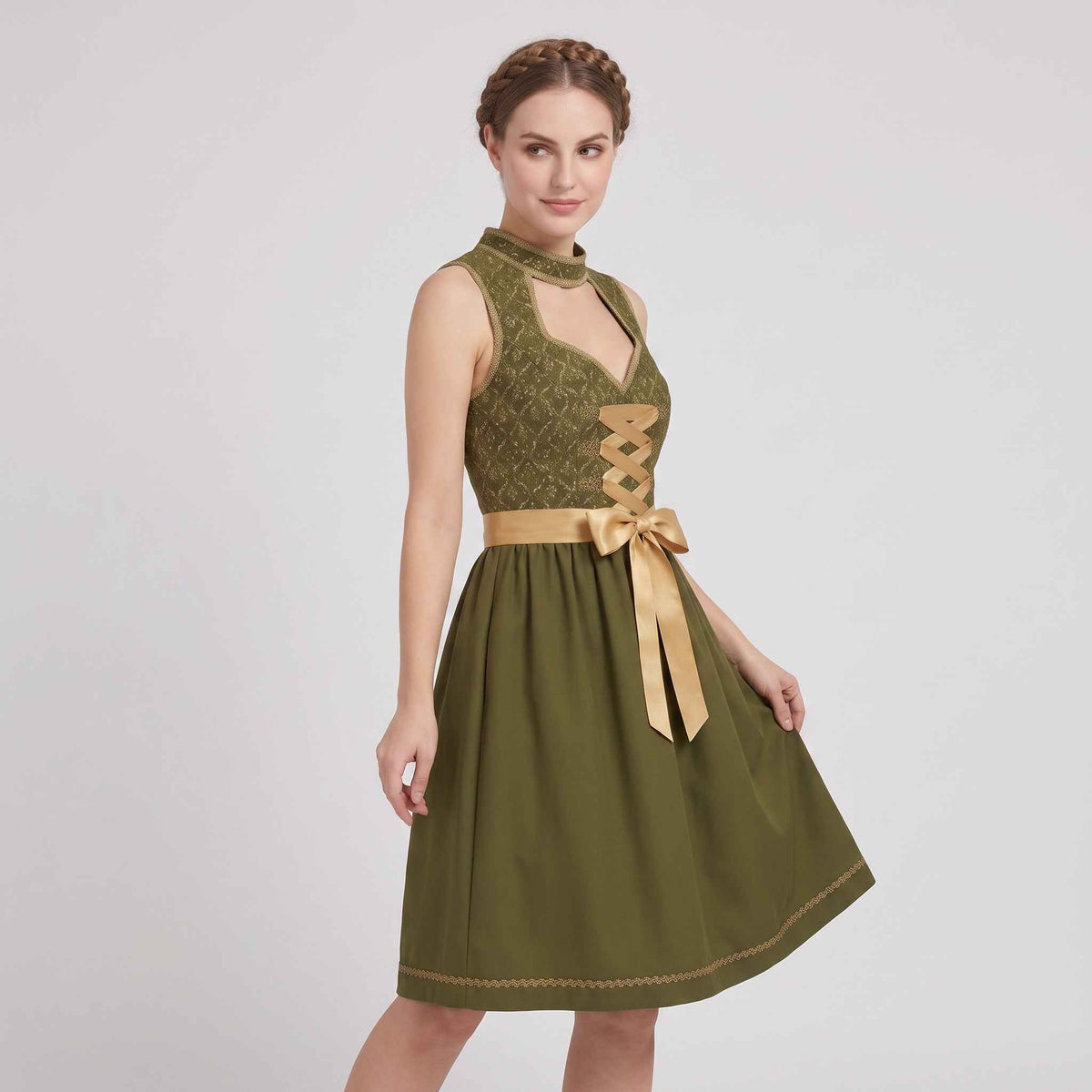 Damen Dirndl Grün mit Schürze, Miederschnürung & Puffärmeln