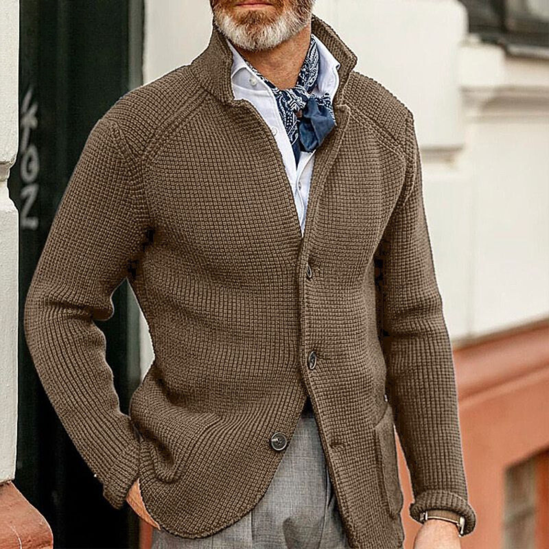 Avaya – Zeitloser und eleganter Strickcardigan