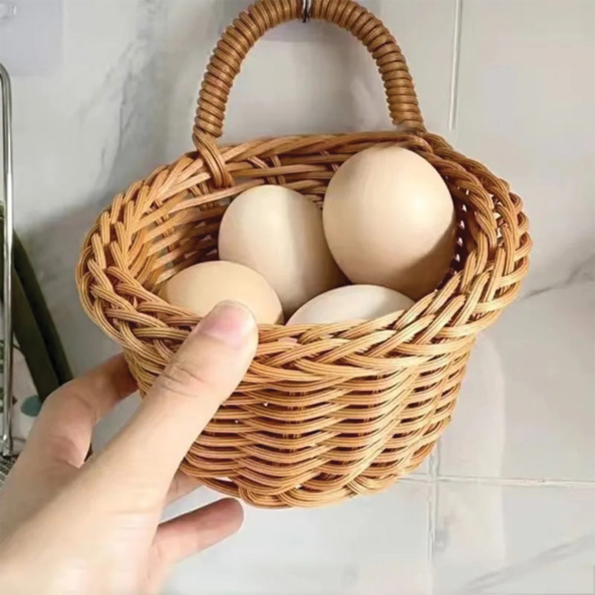 Handgefertigte hängende Weidenkörbe – Elegante und praktische handgemachte Aufbewahrung
