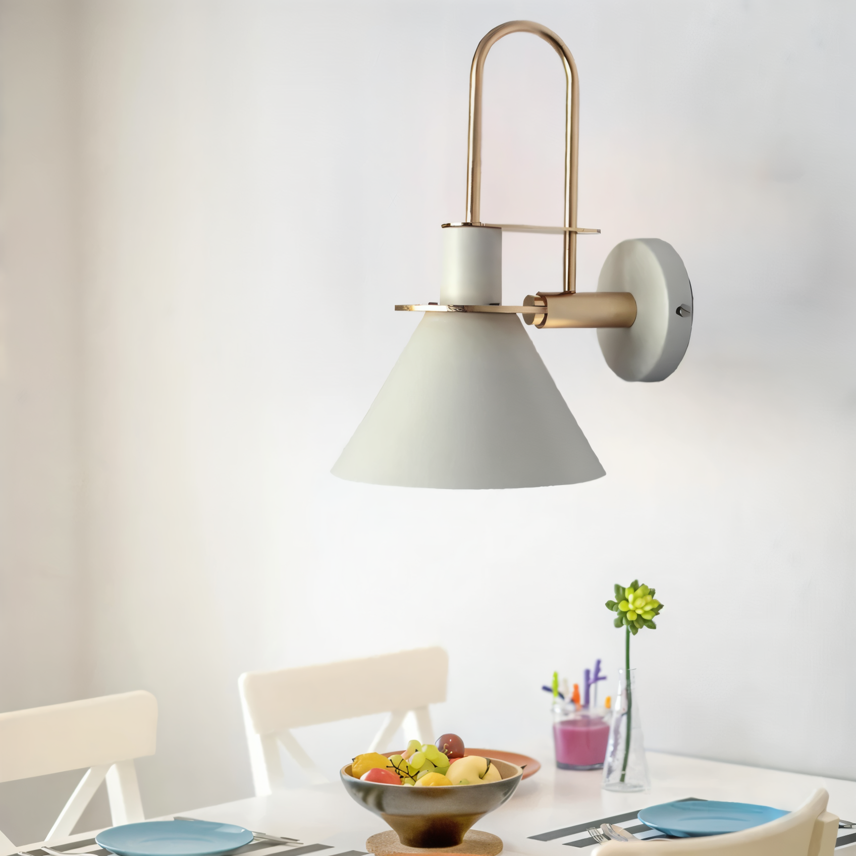 Zoralia - Moderne LED-Wandlampe mit eleganter Trompetenform für stilvollen Anspruch