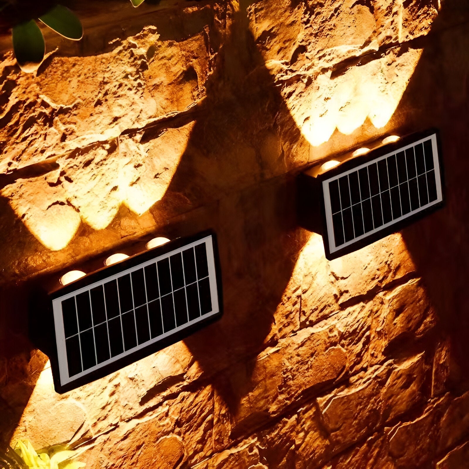 Auristia Wasserdichte LED Solar Wandlampe für Außen mit In- und Uplight für Schöne Außenbeleuchtung