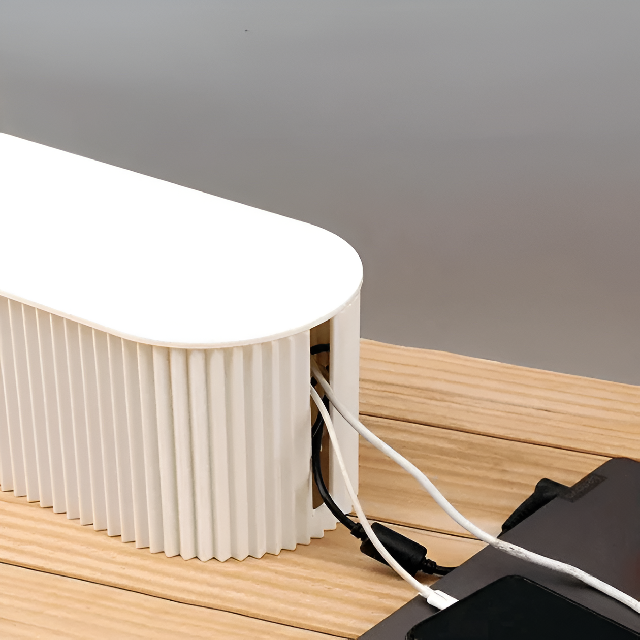 Caliane - Elegante Minimalistische Kabelbox im Charmanten Macaron-Design