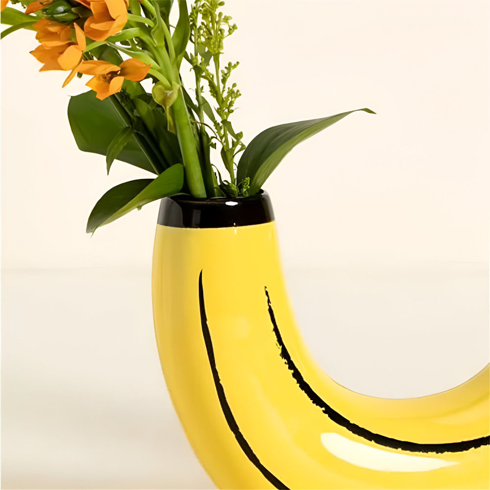 Seralith - Moderne stilvolle dekorative Vase in einzigartiger Bananenform