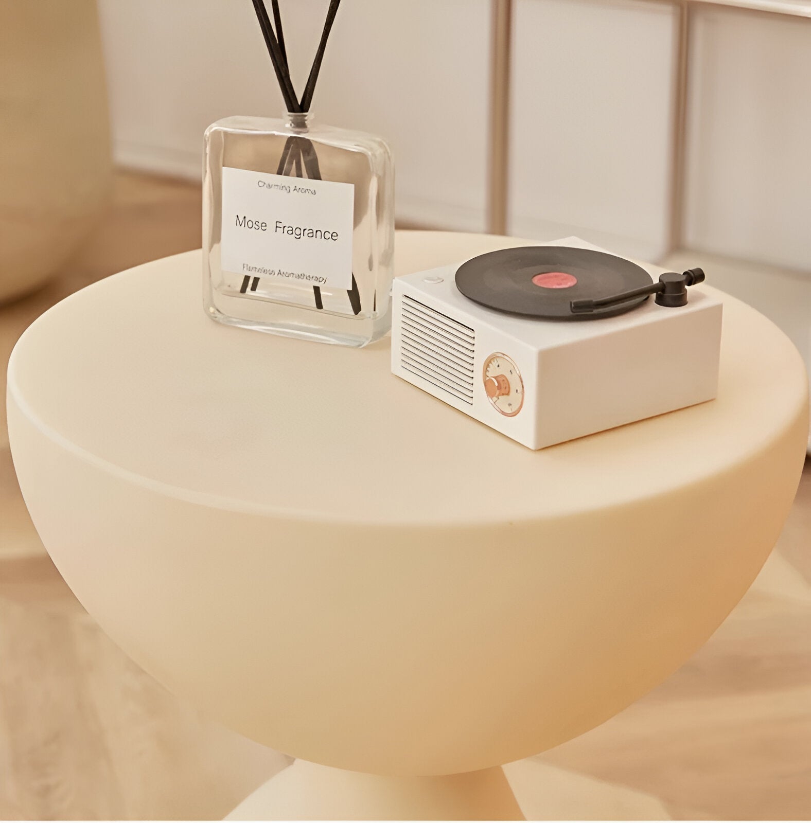Ylix - Eleganter runder Couchtisch für stilvollen Wohnbereich