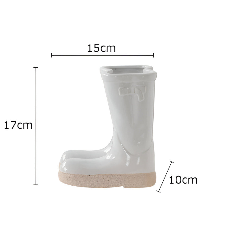 Minthara - Elegante Keramikvase in Charmanter Stiefel-Form für Moderne Dekoration