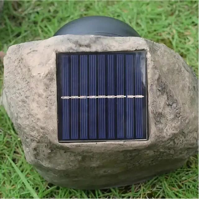 Aureline - Wasserdichte Solar Außenlampe mit LED und Steinlook-Design IP65