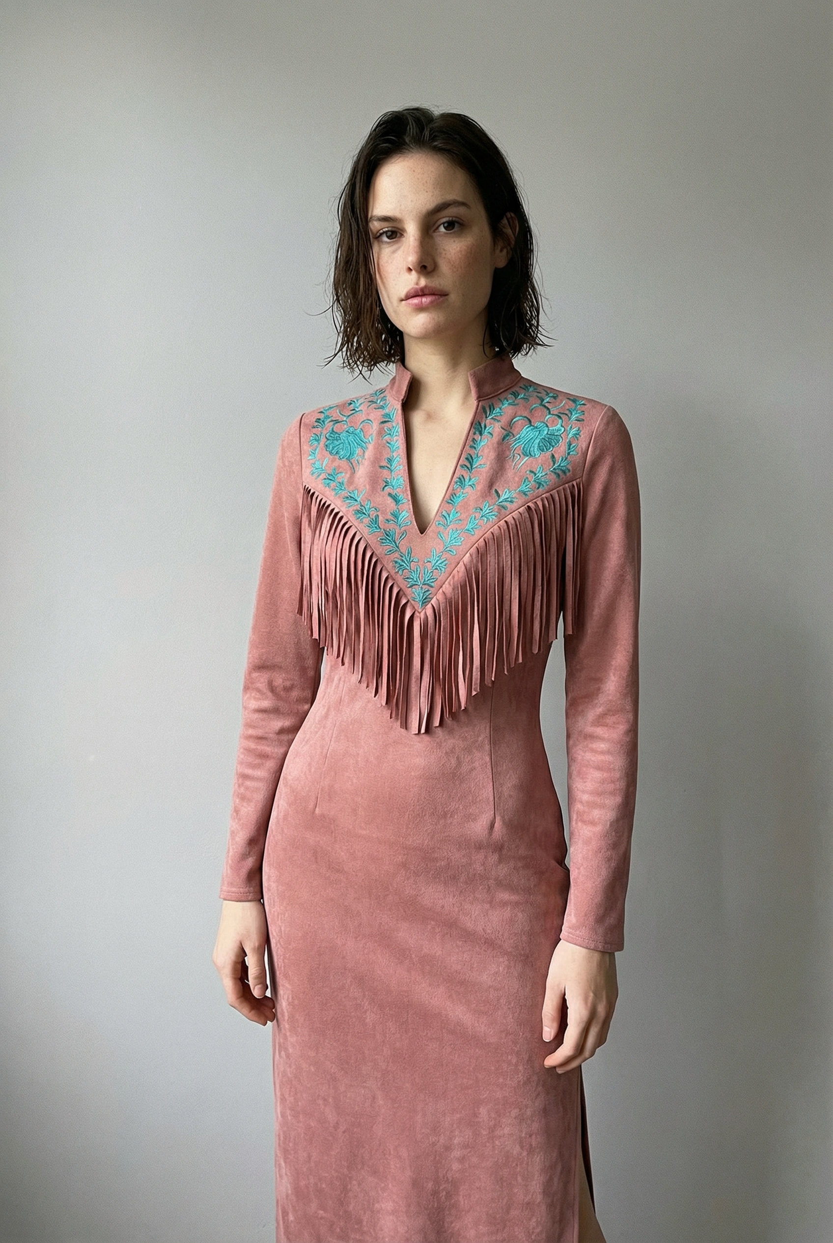 Vintage-Western-Maxikleid mit Fransen, Stickerei und Kunstleder in Rosa