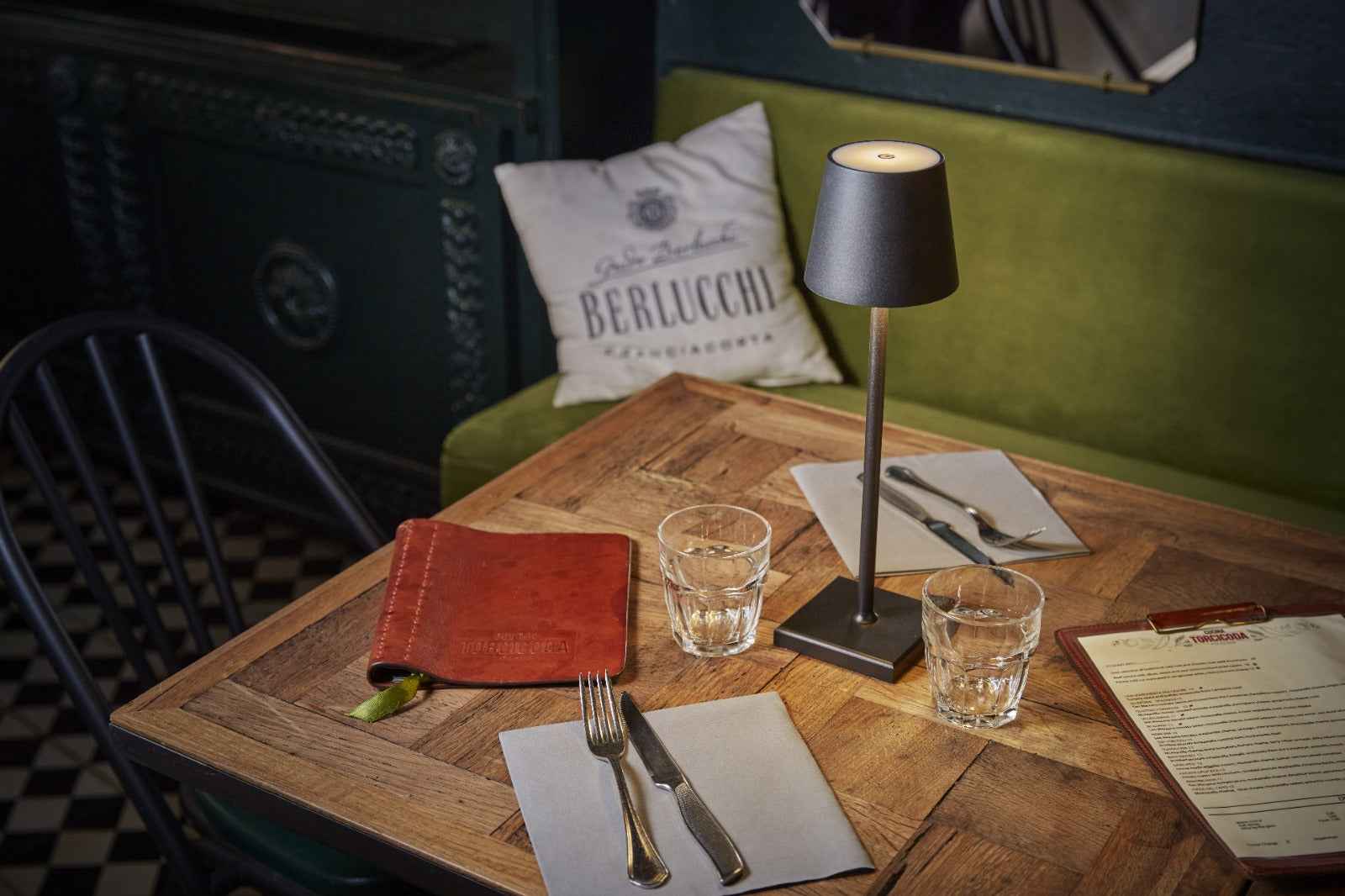 Italienische Designerlampe für stilvolles Ambiente