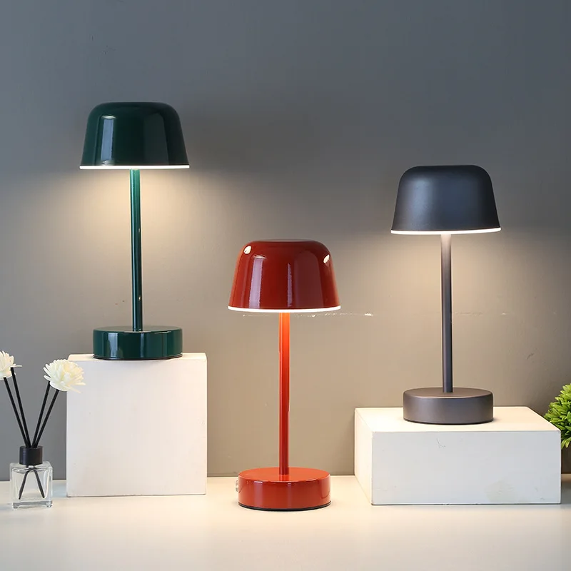 Kabellose Dimmbare Tischlampe mit Akku 4