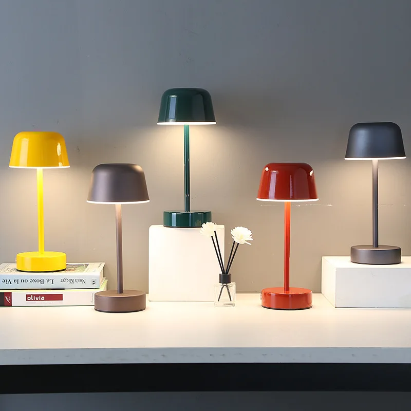 Kabellose Dimmbare Tischlampe mit Akku 6