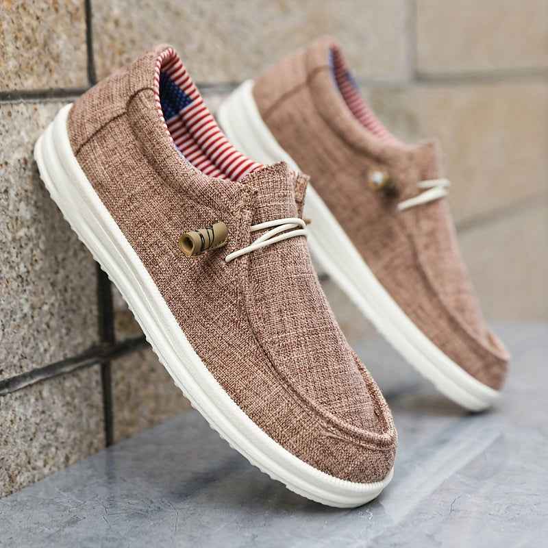 Herren Loafer: Leichte Canvas Slipper, elastischer Komfort