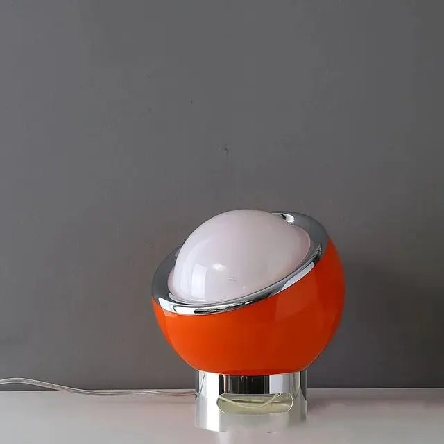 Mittelalterliche Tischlampe für eine beruhigende und elegante Atmosphäre