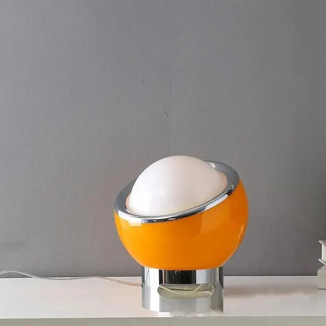 Mittelalterliche Tischlampe für eine beruhigende und elegante Atmosphäre