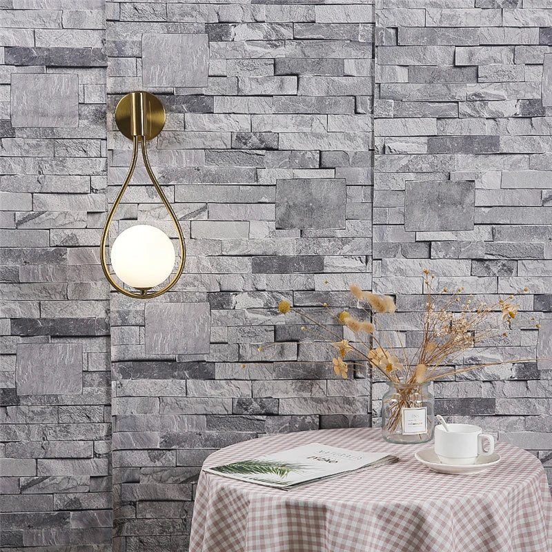ZenithGlass - Elegante Wandlampe aus metallischem Glas in Kugelform für eine raffinierte Dekoration