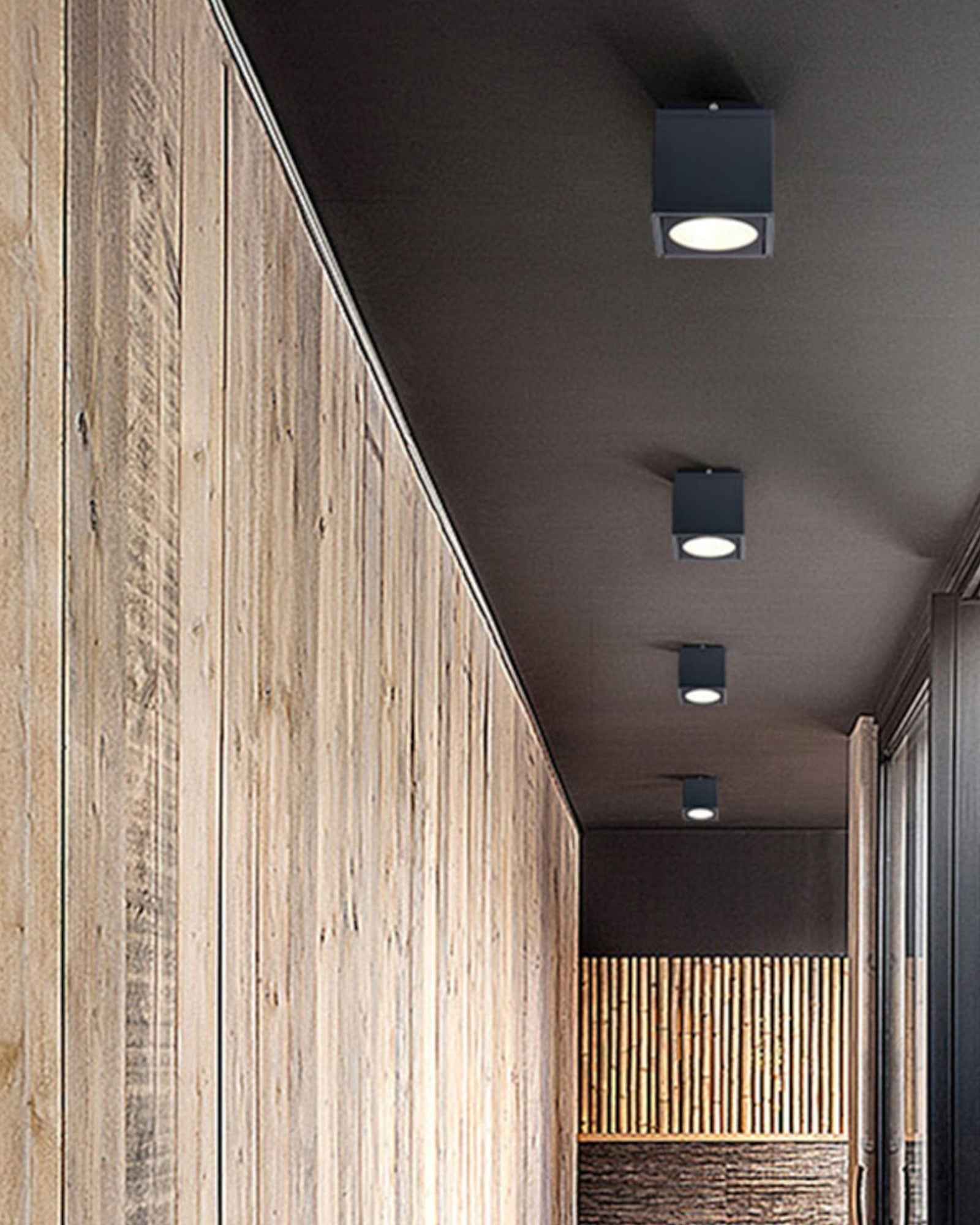 Moderne Deckenleuchte aus Metall