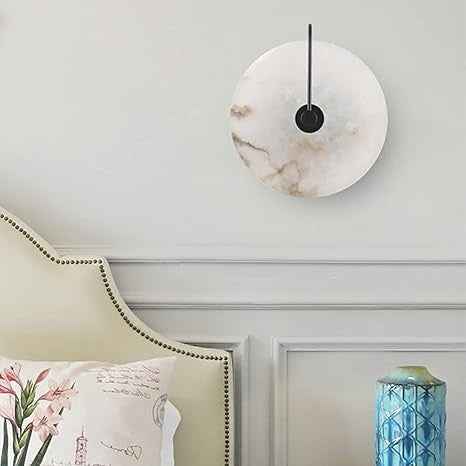 Moderne LED-Wandlampe mit Marmordesign