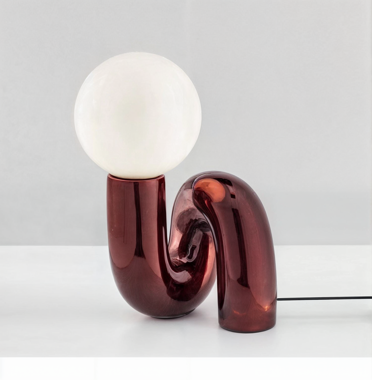 Moderne LED Tischlampe mit Frosted Glass 5