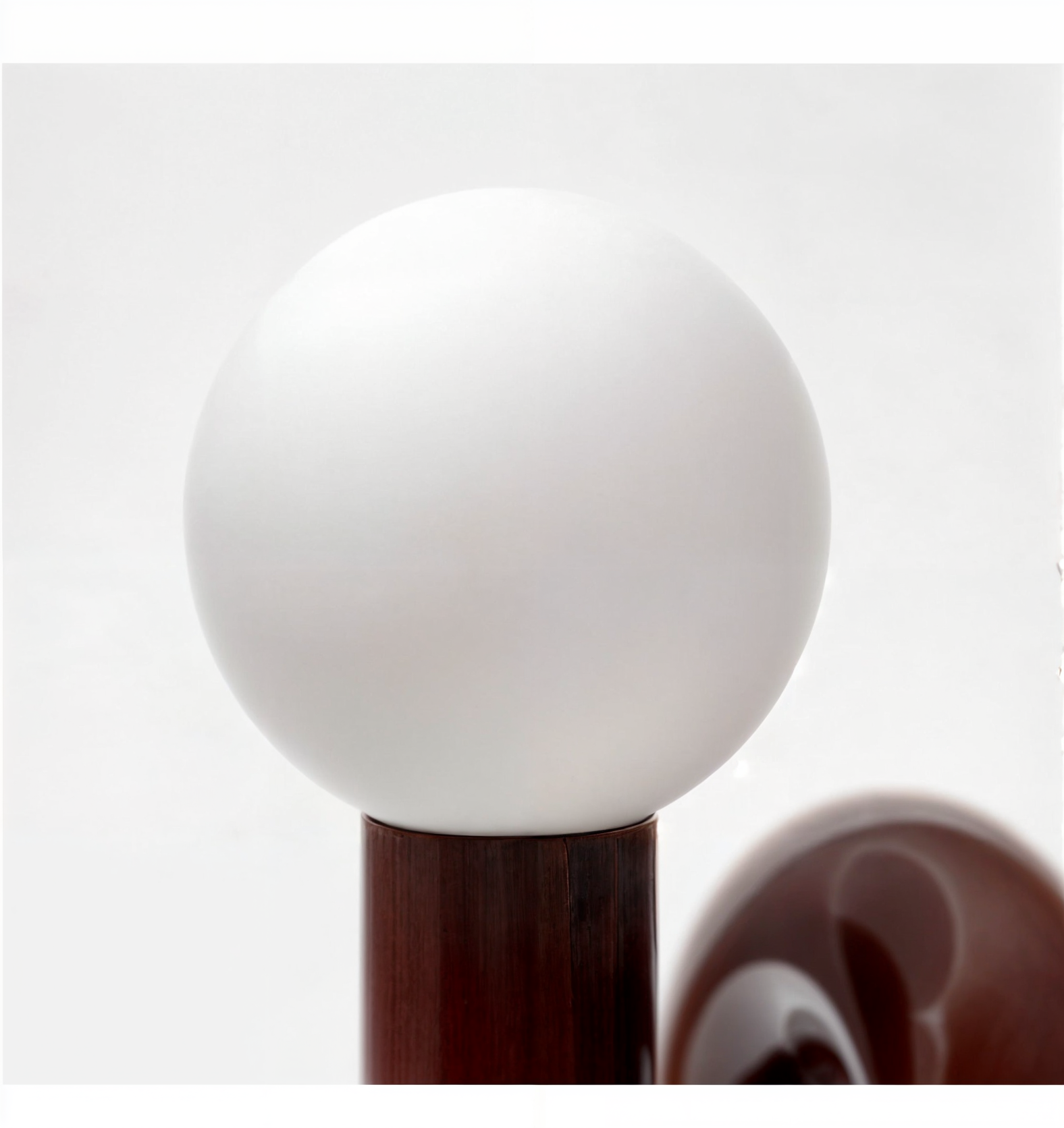 Moderne LED Tischlampe mit Frosted Glass 7