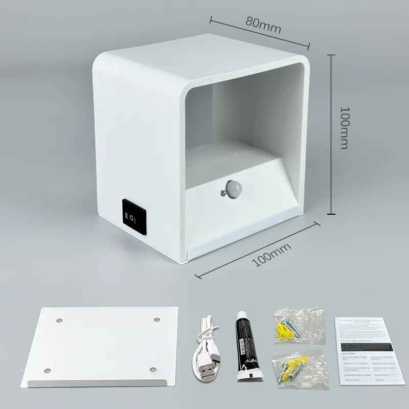 Moderne LED Wandleuchte mit Bewegungssensor