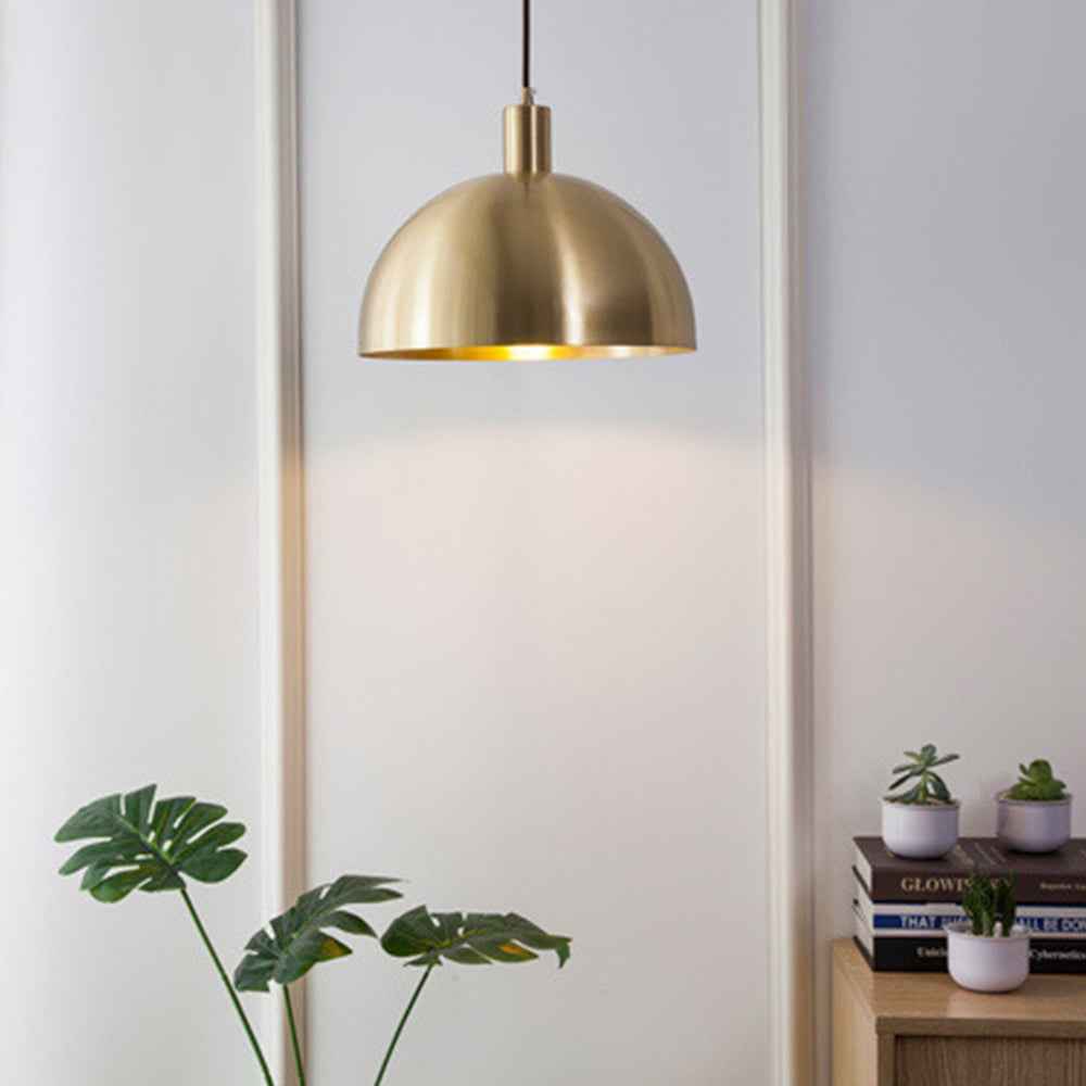Moderne Messingpendel mit Kuppelschirm