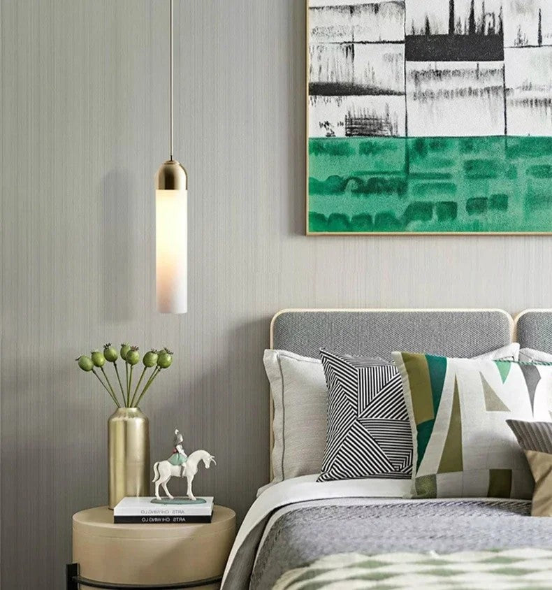 Moderne Pendelleuchte mit Glaskuppel 7