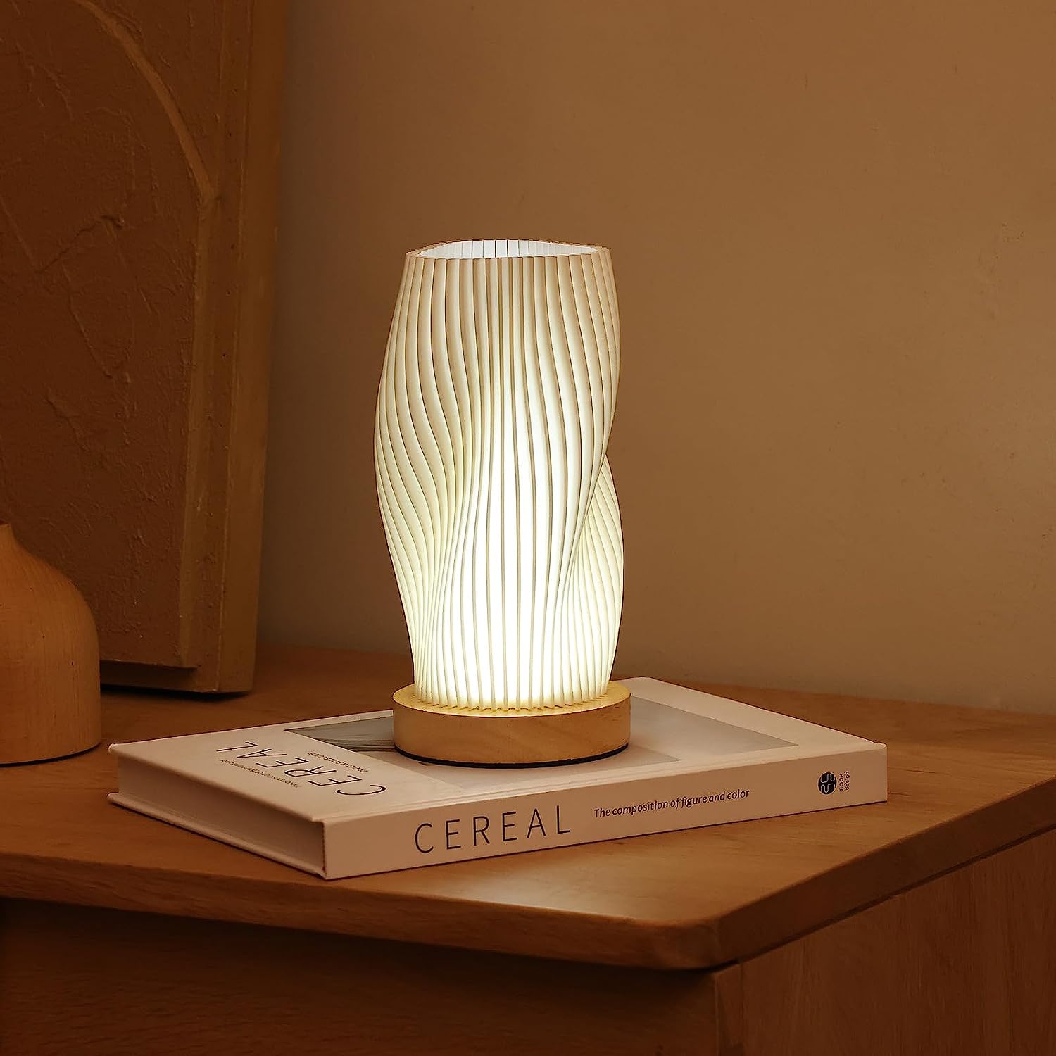 Moderne Wavecrest Lampe mit Dimmfunktion 3