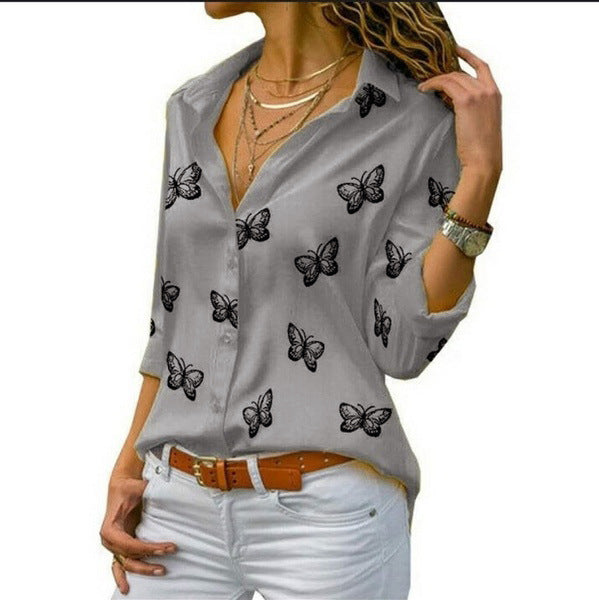 Neleia – Locker geschnittene Bluse mit Schmetterlingsprint 5
