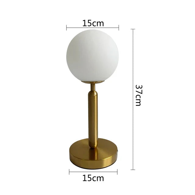 Elegant nordische Glaskugel-Lampe für eine gemütliche Atmosphäre