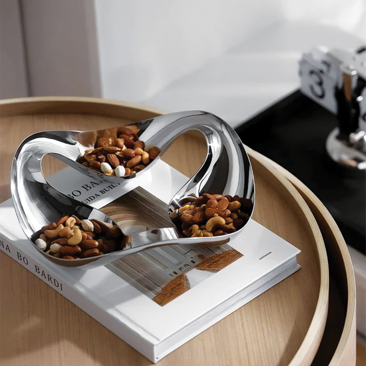 Dekorativer Plateau Nuvola – Elegantes Zubehör zur perfekten Aufwertung Ihrer Innenräume