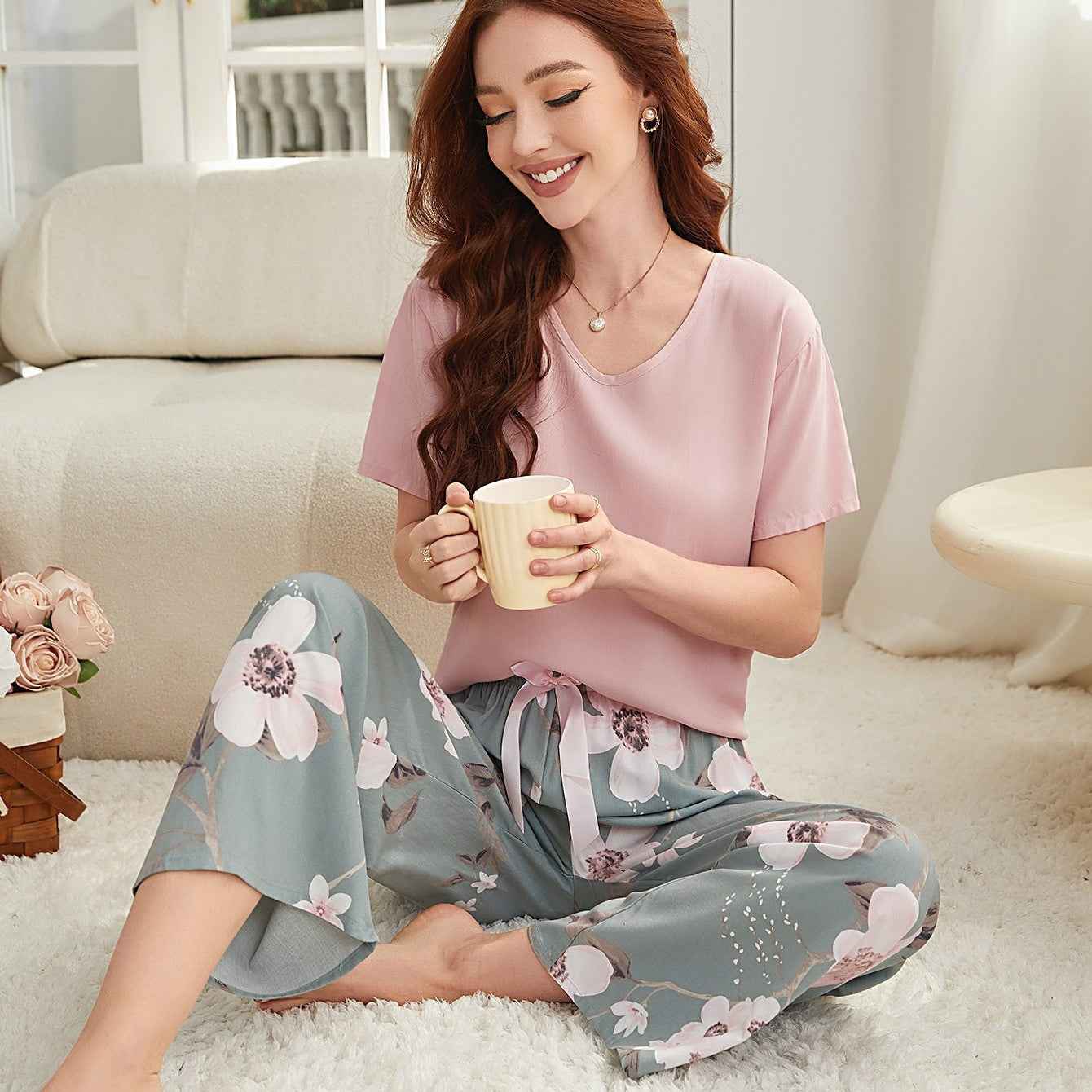 Bequemes und elegantes Wetsschutz: Sommer-Crépe-Baumwoll-Pyjama-Set