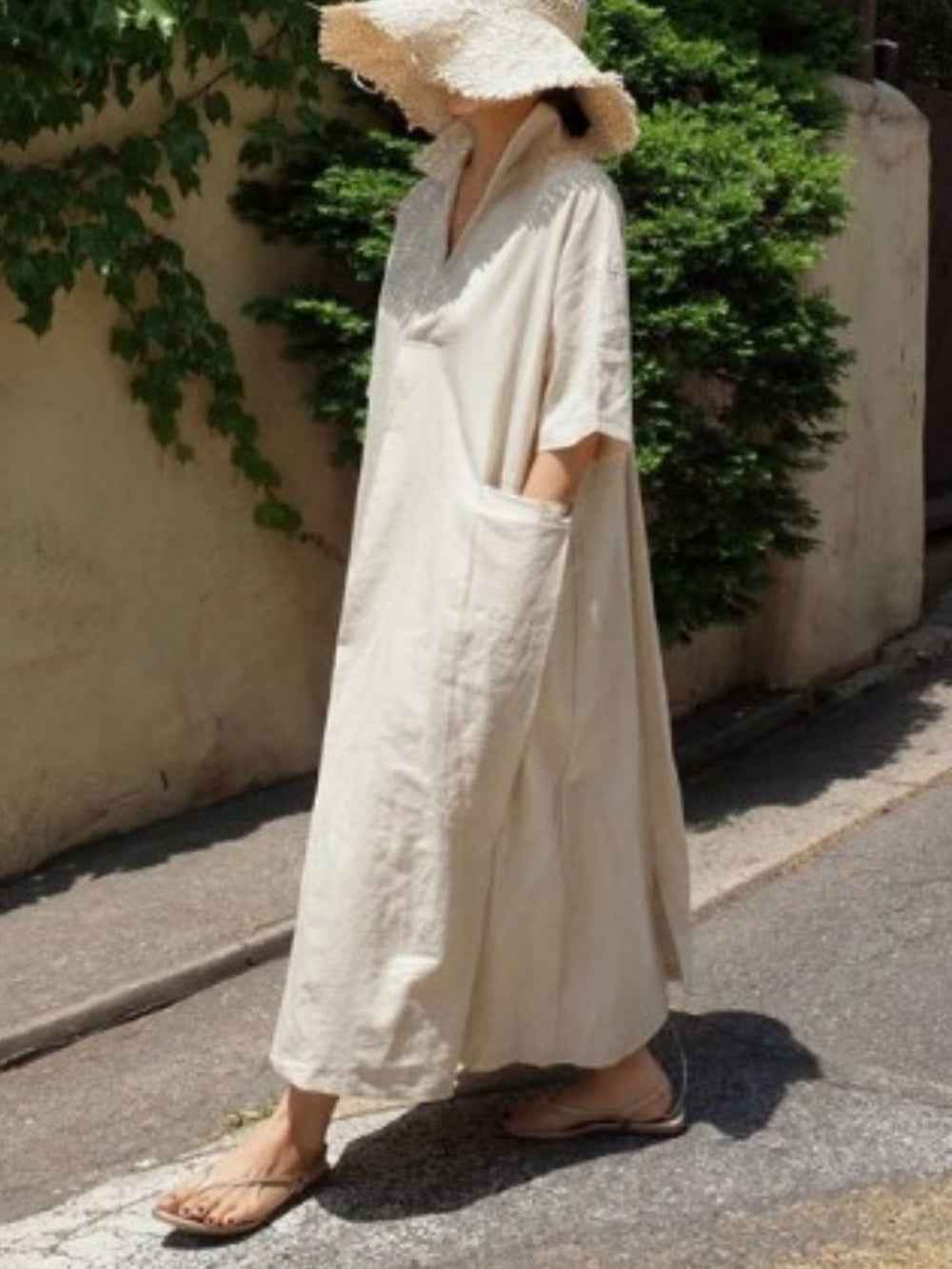 Elegantes Baumwoll- und Leinen- oversize Kleid mit lockerer Passform für einen bequemen und schicken Look
