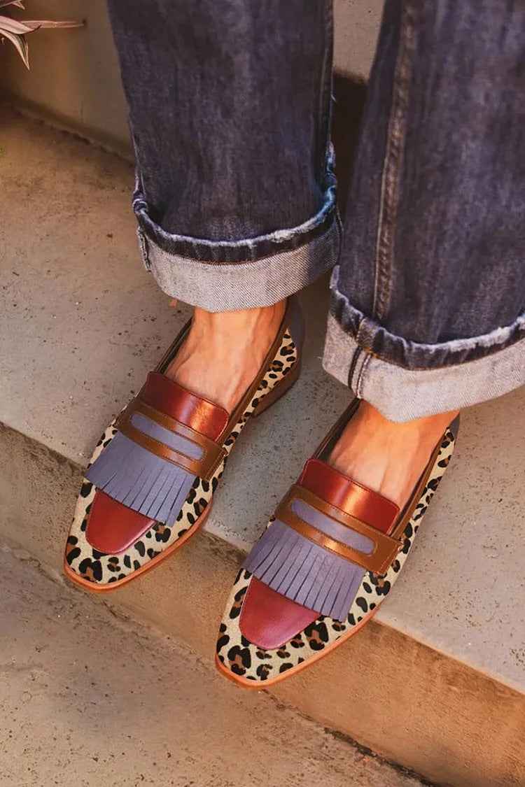 Fransen-Loafer mit mehreren Details