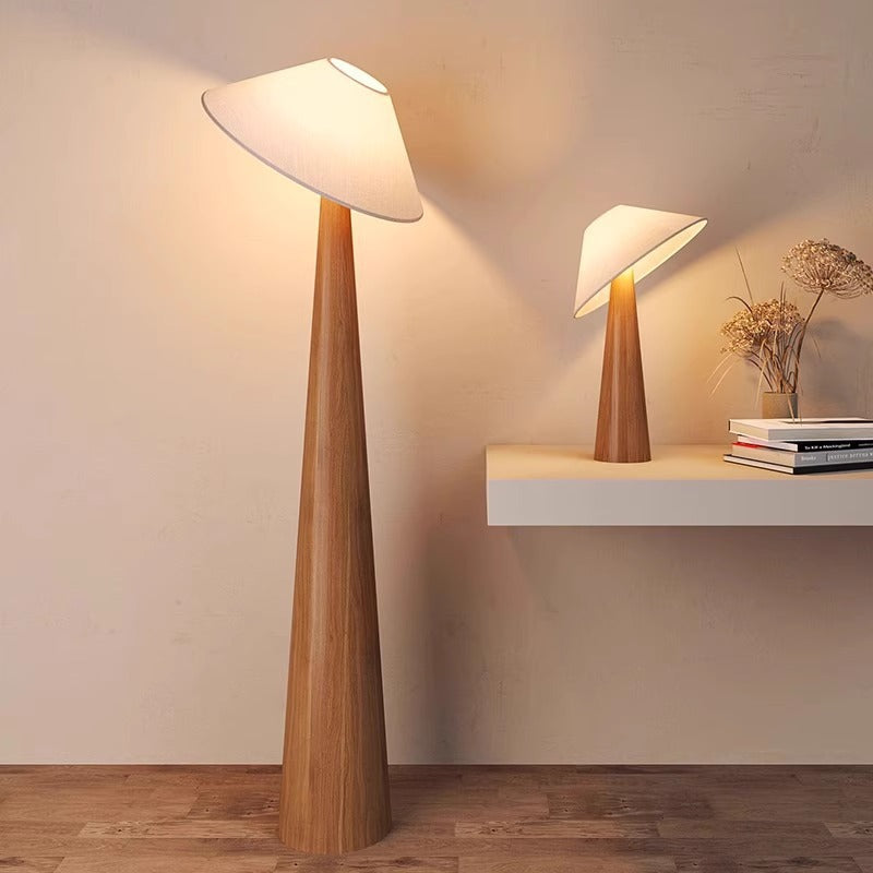 Caelistra - elegante japanische Wabi Sabi Steh- und Tischlampe für eine ruhige und stilvolle Atmosphäre