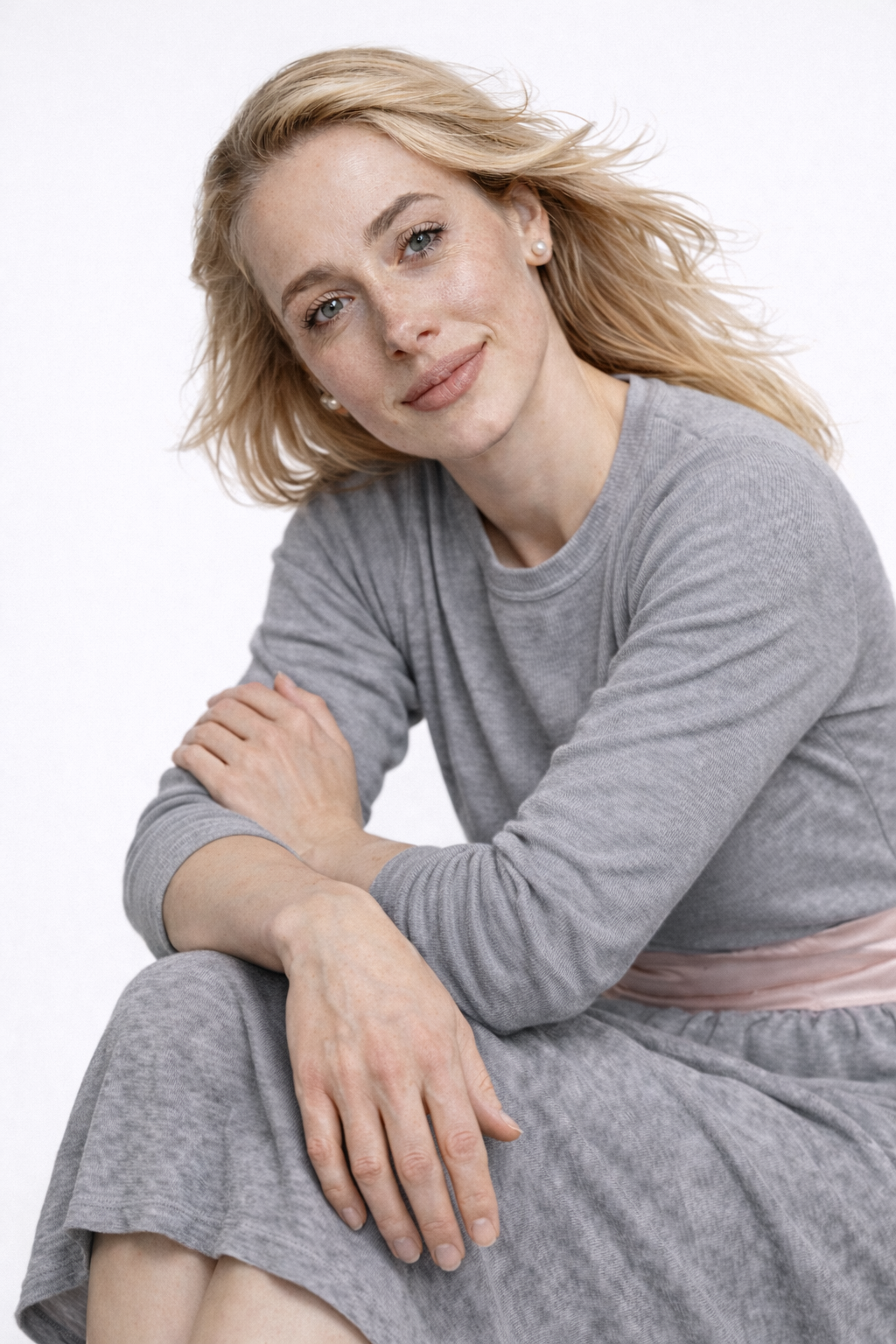 Retrogrå ribbad stretch slim-fit-set – modernt, figurnära och bekvämt