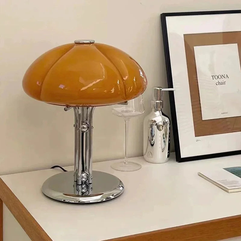 Luminarae - Einfache moderne mittelalterliche Kunst-Tischlampe für stilvolle Beleuchtung