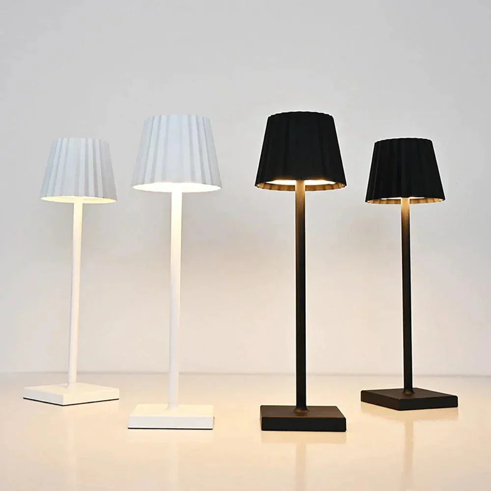 Kabellose wiederaufladbare LED-Tischlampe per USB, stufenlos dimmbar in elegantem Aluminiumlegierung