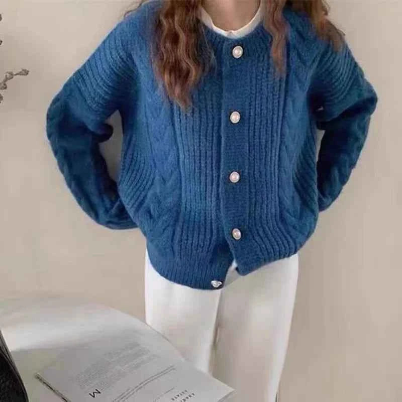 Sarah – Eleganter, zarter und raffinierter Cardigan