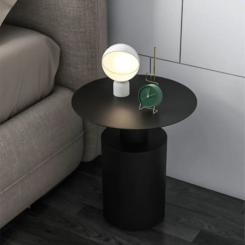 Orythea - Stilvoller Moderner Runder Beistelltisch mit Minimalistischem Design für das Schlafzimmer