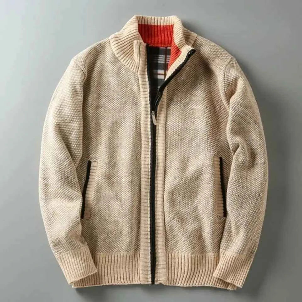 Langarmpullover aus Millstone-Garn gestrickt, elegant und bequem