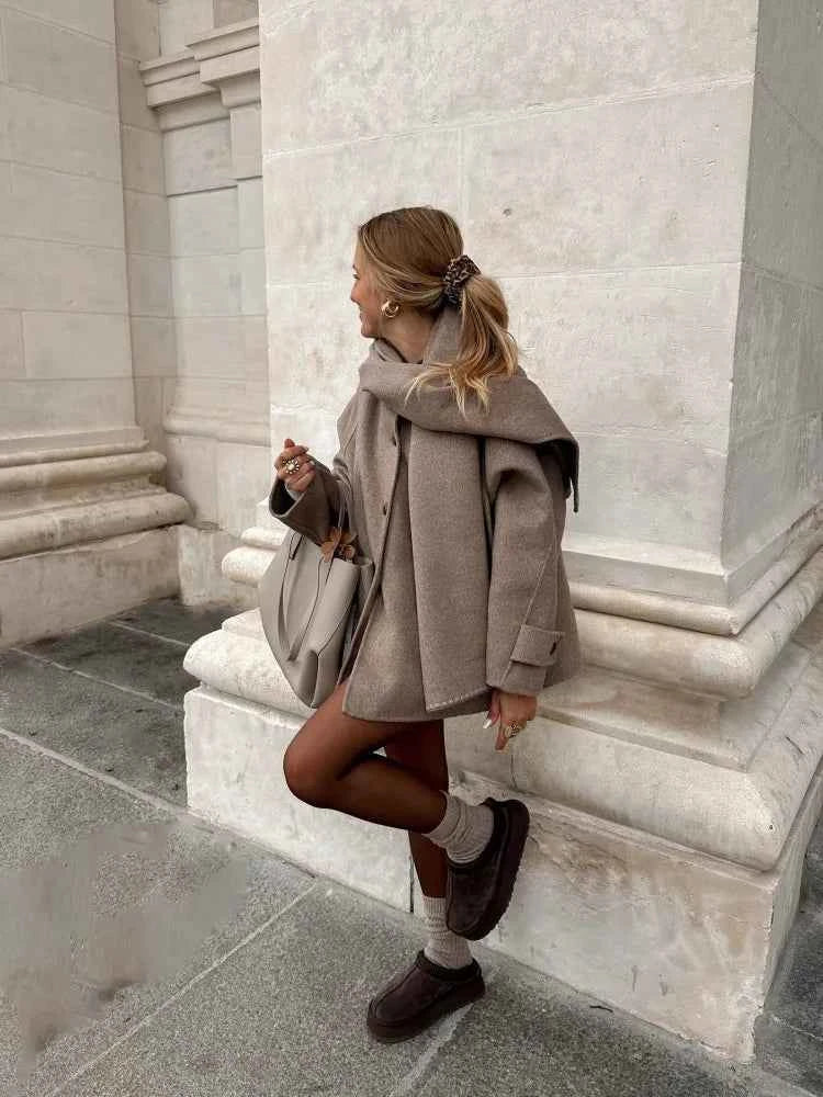 BELLA Schaljacke – Mühelos chic, kuschelig und warm