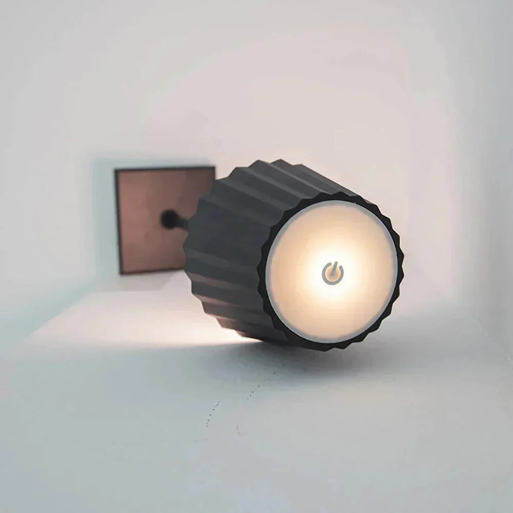Kabellose wiederaufladbare LED-Tischlampe per USB, stufenlos dimmbar in elegantem Aluminiumlegierung