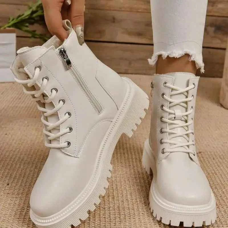 ChicPlush Damen Plüsch Schnürstiefeletten für stilvollen Komfort