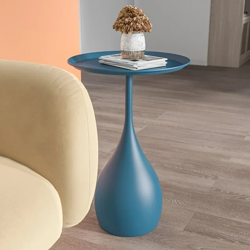 Ariessa - Mobischer runder Beistelltisch mit integrierter Beleuchtung für ein luxuriöses und modernes rundes Design für Sofa oder Bett