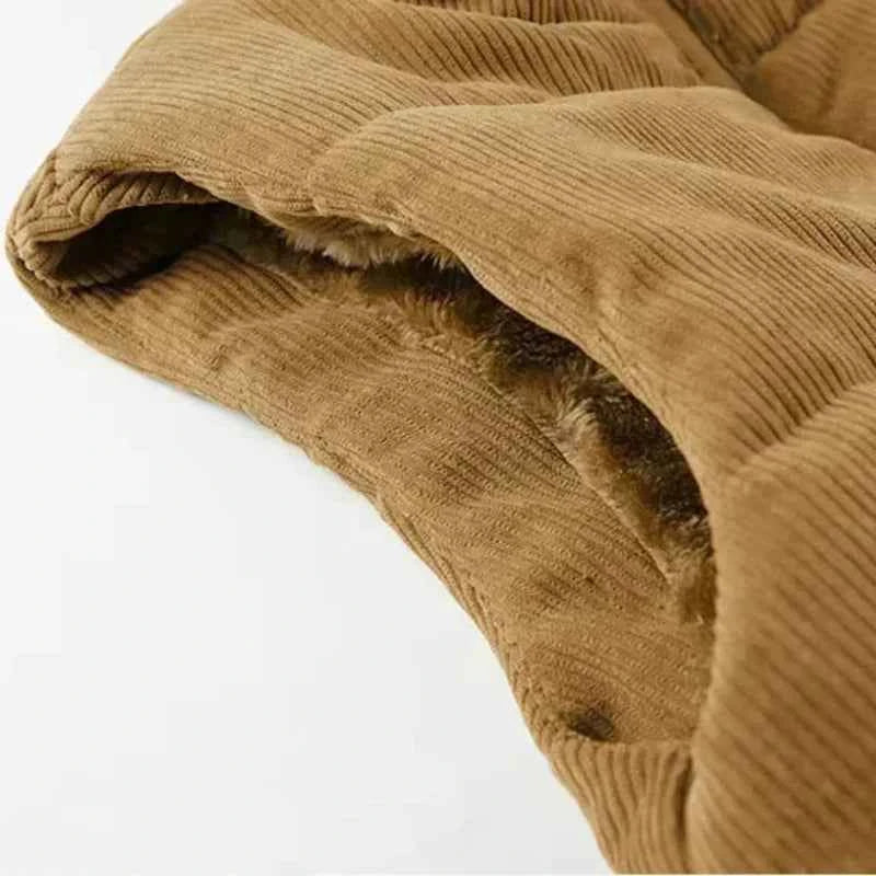 Weste aus Cord mit eleganten Streifen